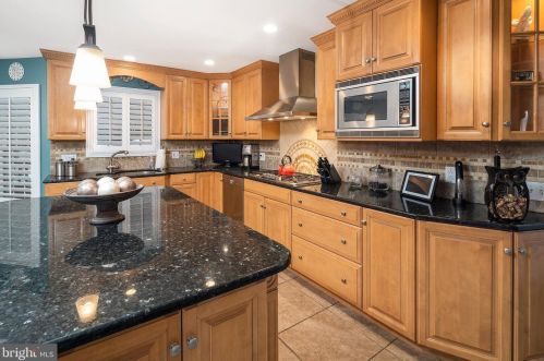 200 Old York Rd, Trenton NJ 08691-2321 exterior