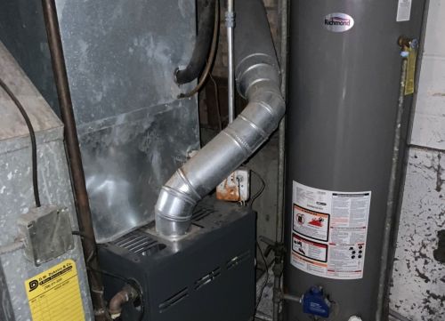 14303 Dorchester Ave, Dolton IL 60419-1913 exterior