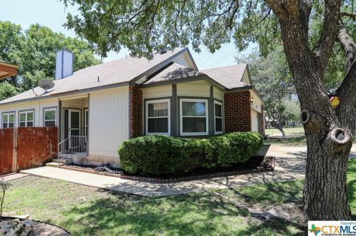 2806 Village Pkwy, San Antonio, TX 78251-2236