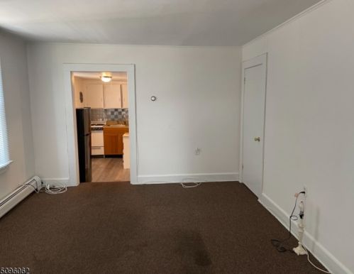 2 Plane St, Kinnelon NJ  07405-1012 exterior