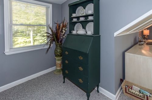 1490 Fox Trl, Mountainside NJ 07092-1301 exterior