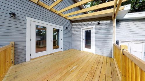 1310 19 Ave, Tampa FL 33605-2589 exterior