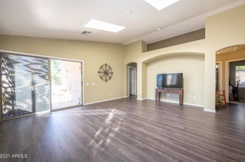 26014 41st Ave, Phoenix AZ 85009-2035 exterior