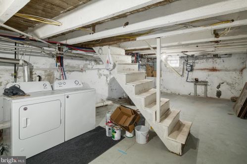 2645 Emerald St, Philadelphia PA 19134-2033 exterior