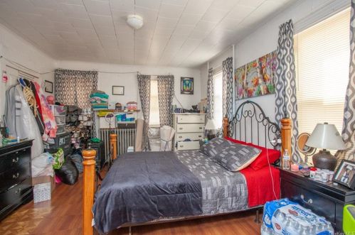 912 Orch St, Peekskill NY 10566-2728 exterior