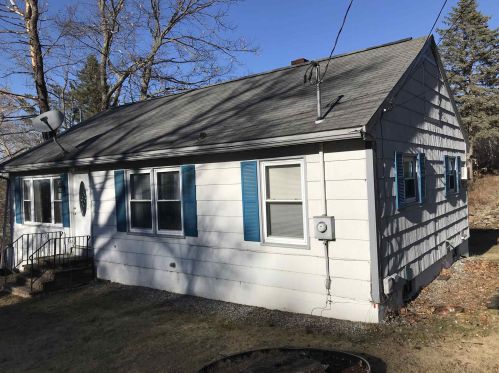 46 Durkee St, Laconia, NH 03246-3652