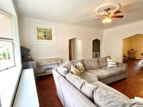 2948 Mattern Ave, Pittsburgh PA  15216-1972 exterior