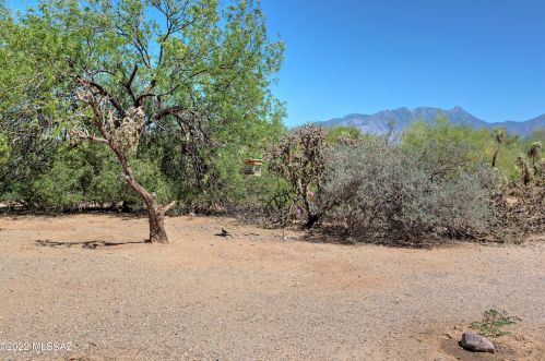 631 Los Opalos, Green Valley AZ 85614-2312 exterior