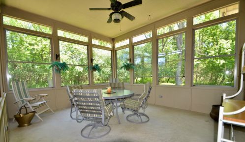 3504 Country Club Rd, Bull Valley IL 60012-2832 exterior