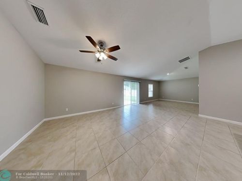 1659 Realty St, Fort Pierce FL  34987-2227 exterior