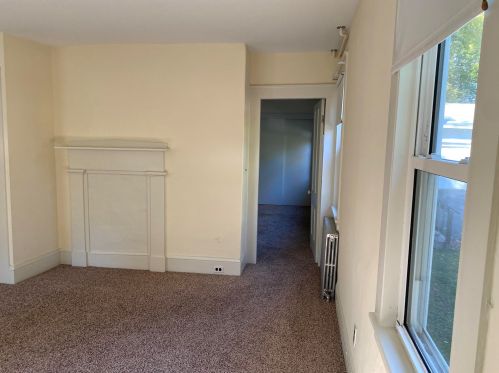 97 4 St, Dover NH 03820-2985 exterior