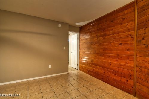 11251 Picture Rocks Rd, Tucson AZ 85743-9615 exterior