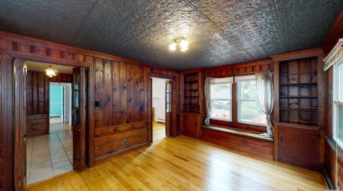 9 Birch Dr, Huntington Station NY 11746-3003 exterior