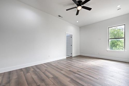 3903 Bernal Dr, Dallas TX 75212-3302 exterior