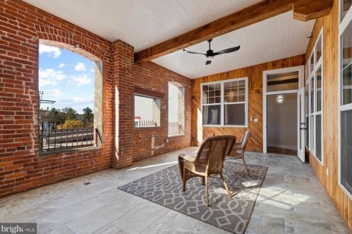 220 Prince St, Lancaster PA 17603-5878 exterior