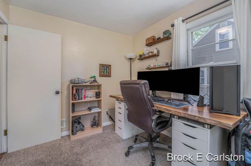 860 Brookside Dr, Meskegon MI 49441-5364 exterior