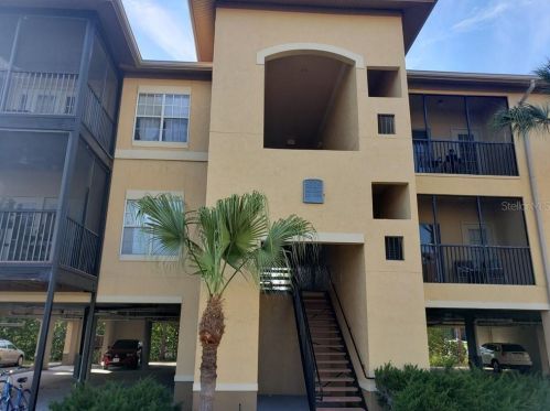 4316 Bayside Village Dr, Tampa FL 33615-5582 exterior