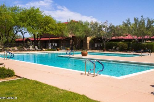 32735 22nd Dr, Phoenix AZ  85085 exterior