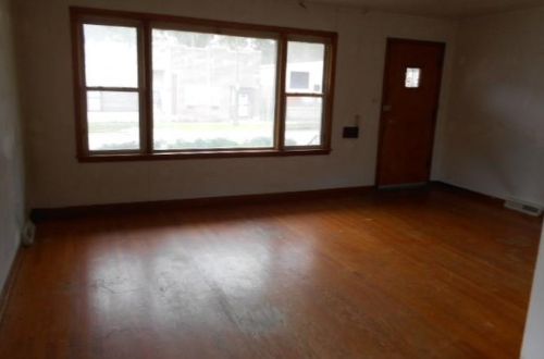 414 107th St, Chicago IL  60628-3724 exterior