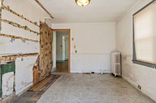 68 Gardner St, Newton MA 02458-1405 exterior