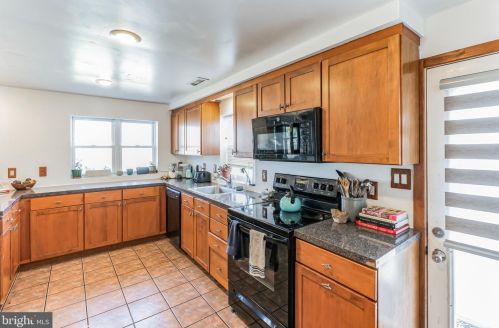 30 Norman St, Chester PA 19014-2107 exterior