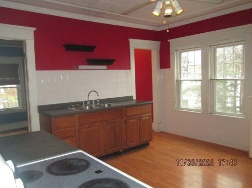 24 Henry Harris St, Chicopee MA 01020 exterior