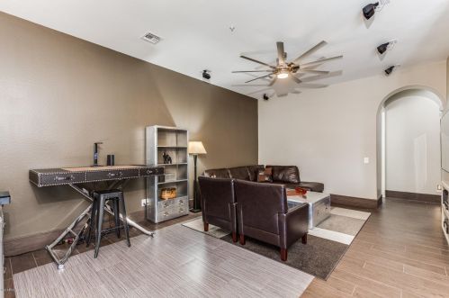 7084 Ivanhoe St, Chandler AZ 85226-0804 exterior