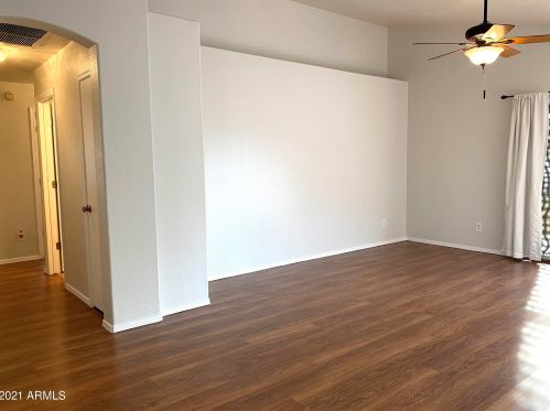 17420 2nd Ave, Phoenix AZ  85023-6573 exterior