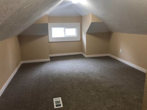 1011 Larch Ave, Meskegon MI  49441-2362 exterior