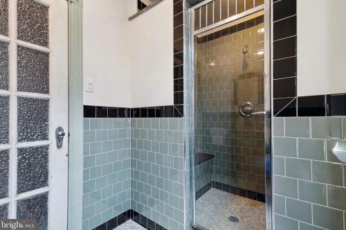 1406 9 St, Philadelphia PA 19148-4529 exterior