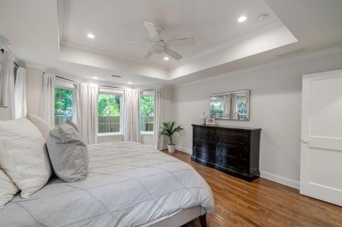 530 Deering Rd, Atlanta GA 30309-2267 exterior