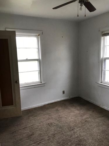 2185 Continental St, Meskegon MI 49444-1213 exterior