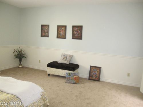 735 Abrego Dr, Green Valley AZ 85614-3637 exterior