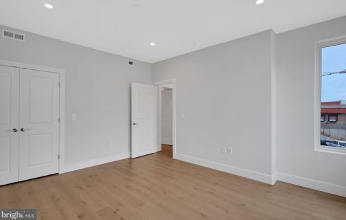 1840 Leithgow St, Philadelphia PA 19123-1430 exterior