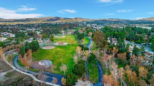 2749 Craig Cir, Fullerton CA 92835-2901 exterior