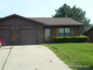 12 Kingsway Dr, Belleville, IL 62226-5009