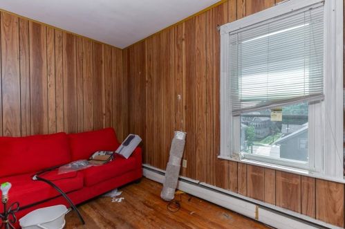 12 Humes St, Providence RI 02907-3203 exterior