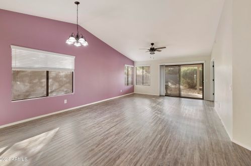 10233 Spring Creek Rd, Chandler, AZ 85248-6844