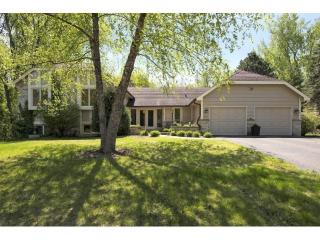 1907 Timberline Spur, Hopkins, MN 55305-2049