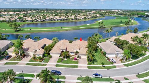 6947 Southport Dr, Boynton Beach FL 33472-6901 exterior