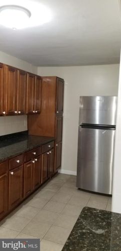 7031 Large St, Philadelphia, PA 19149-1725