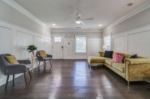 745 Jones Ave, Atlanta GA  30314-3824 exterior