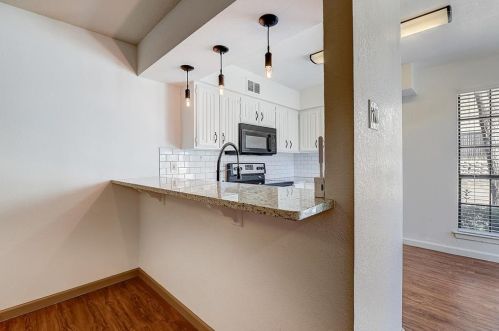 14800 Enterprise Dr, Dallas TX  75234-2400 exterior