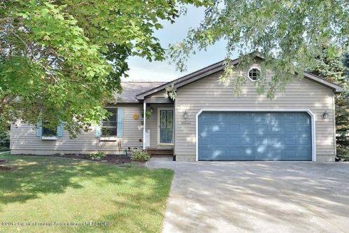 13311 Heather Ln, Perry, MI 48872-9120