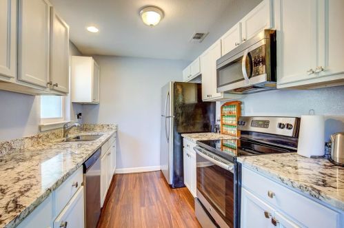 2202 Boyd St, Dallas TX  75224-1746 exterior