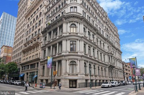 1001 Chestnut St, Philadelphia PA  19107-4219 exterior