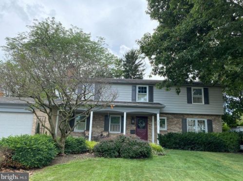 217 Grant Dr, Hanover, PA 17331-1343