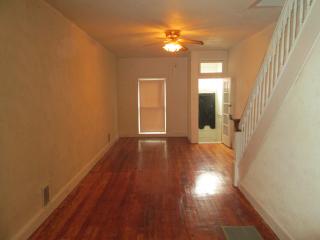 419 Streeper St, Baltimore MD  21224-1231 exterior