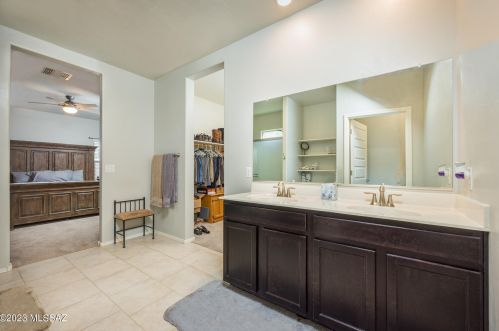 7484 Calle Colado, Tucson AZ  85757-6439 exterior