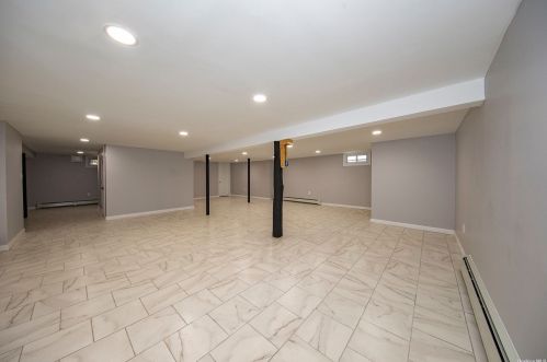 10 21st St, Huntington Station NY  11746-3259 exterior